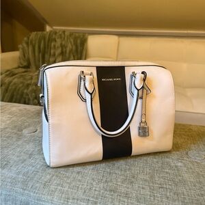 Michael Kors White and Black Women's Bag